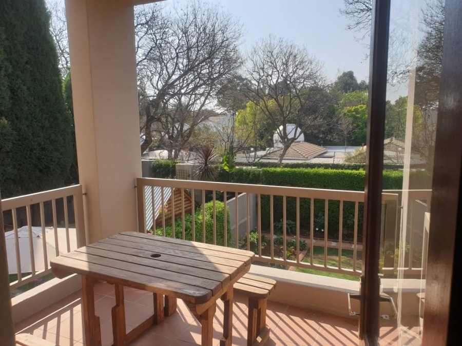 2 Bedroom Property for Sale in Oaklands Gauteng