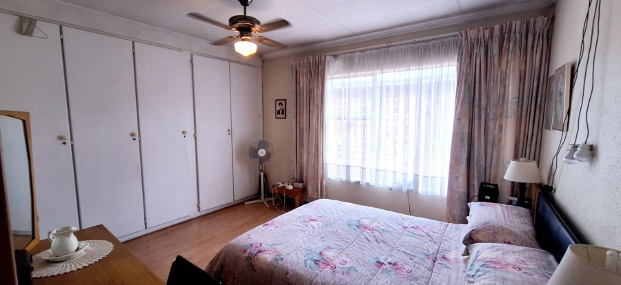3 Bedroom Property for Sale in New Redruth Gauteng