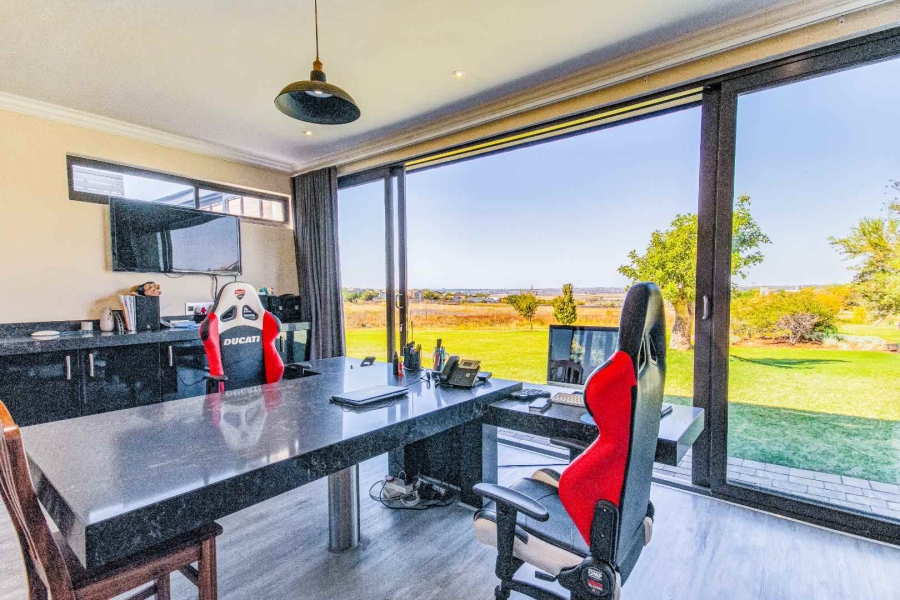 4 Bedroom Property for Sale in Midstream Hill Gauteng