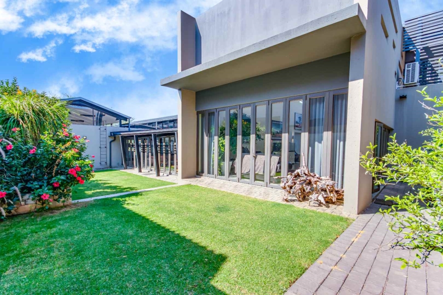 4 Bedroom Property for Sale in Midstream Hill Gauteng