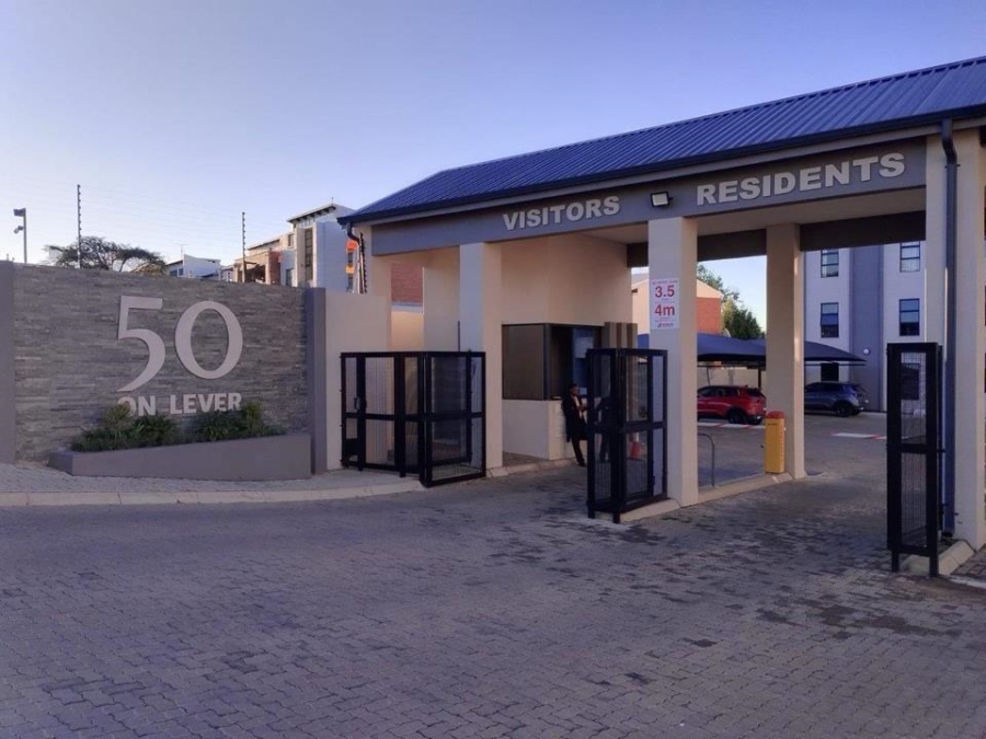 2 Bedroom Property for Sale in Midridge Park Gauteng