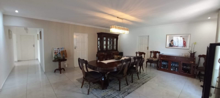 To Let 4 Bedroom Property for Rent in Buccleuch Gauteng