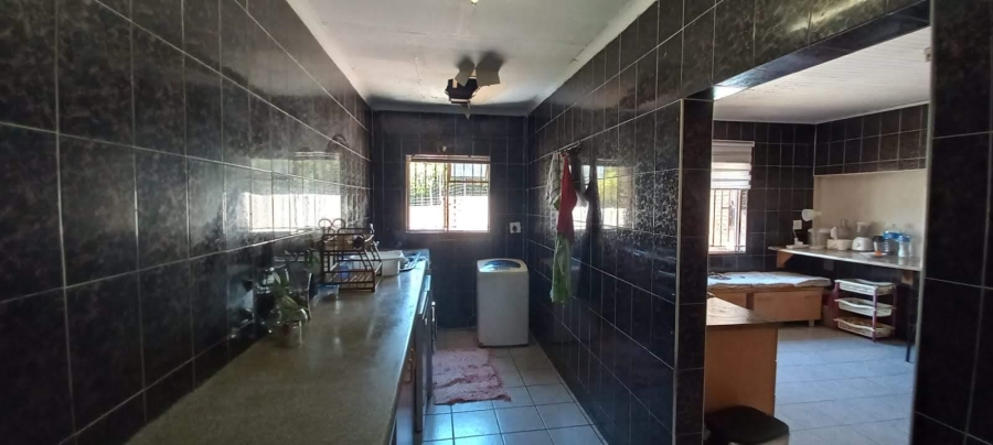 To Let 4 Bedroom Property for Rent in Buccleuch Gauteng