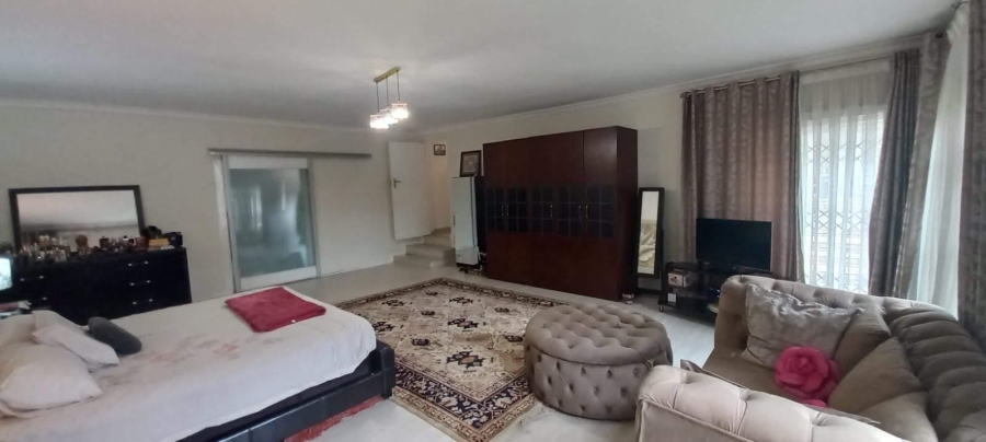 To Let 4 Bedroom Property for Rent in Buccleuch Gauteng