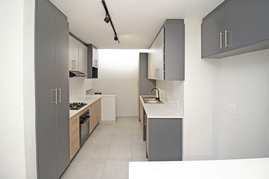 3 Bedroom Property for Sale in Faerie Glen Gauteng