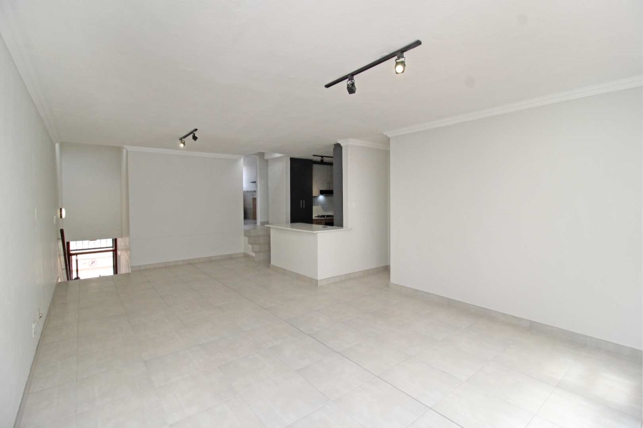 3 Bedroom Property for Sale in Faerie Glen Gauteng