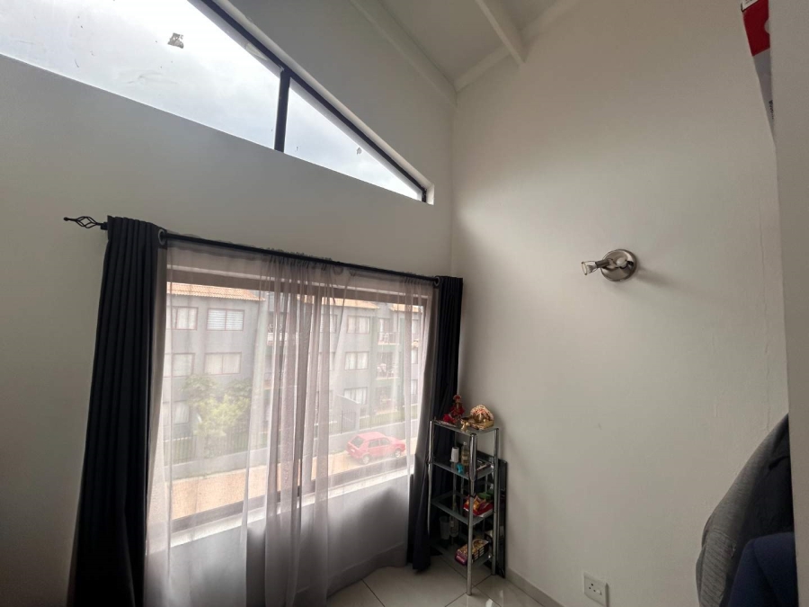 2 Bedroom Property for Sale in Honeydew Grove Gauteng