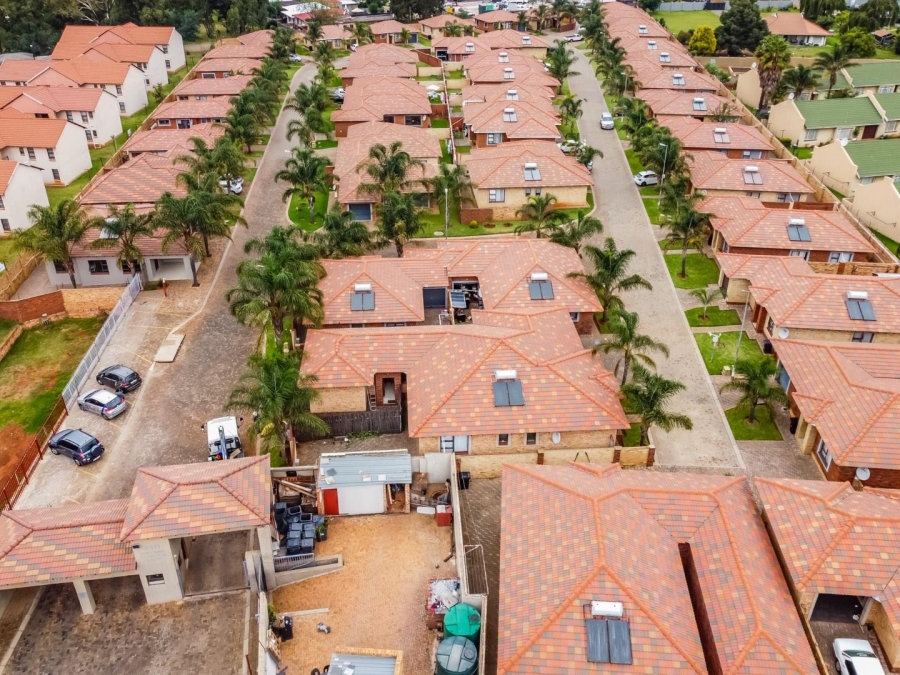 3 Bedroom Property for Sale in Groblerpark Gauteng