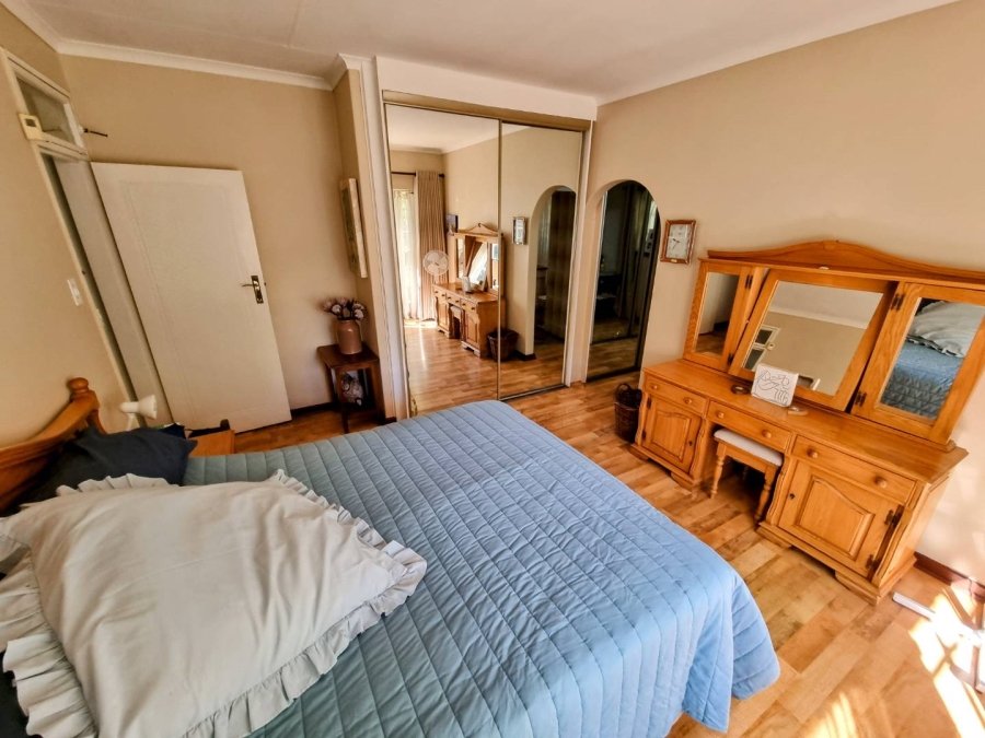 4 Bedroom Property for Sale in Brackenhurst Gauteng