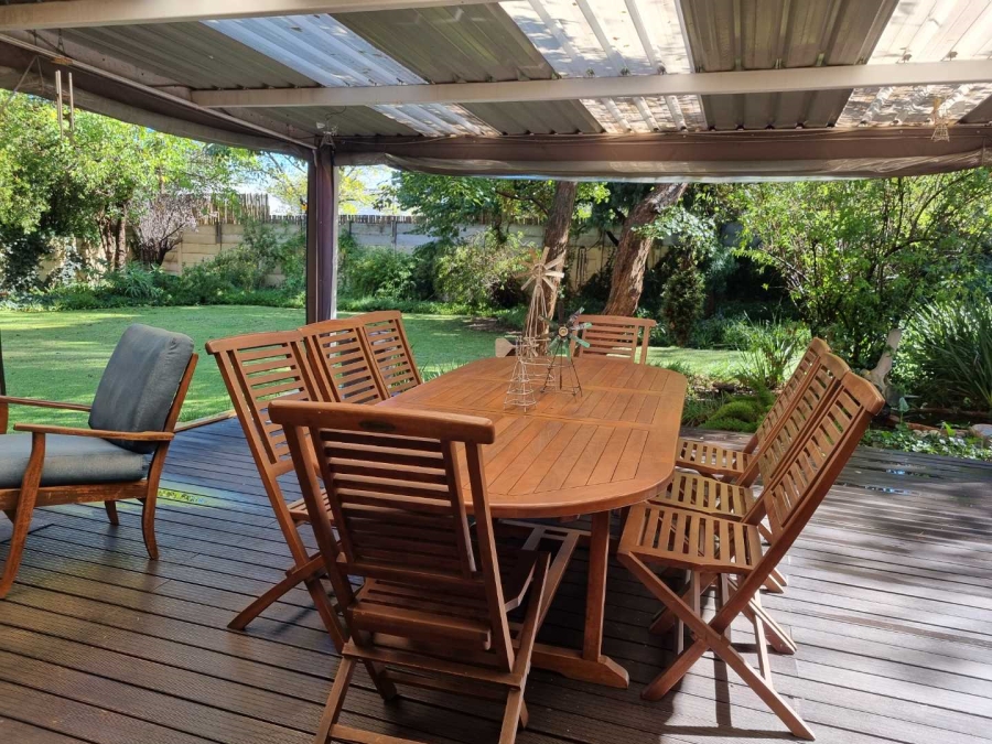 4 Bedroom Property for Sale in Brackenhurst Gauteng