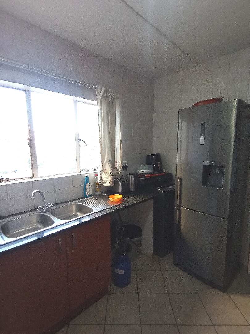To Let 2 Bedroom Property for Rent in Birchleigh Gauteng