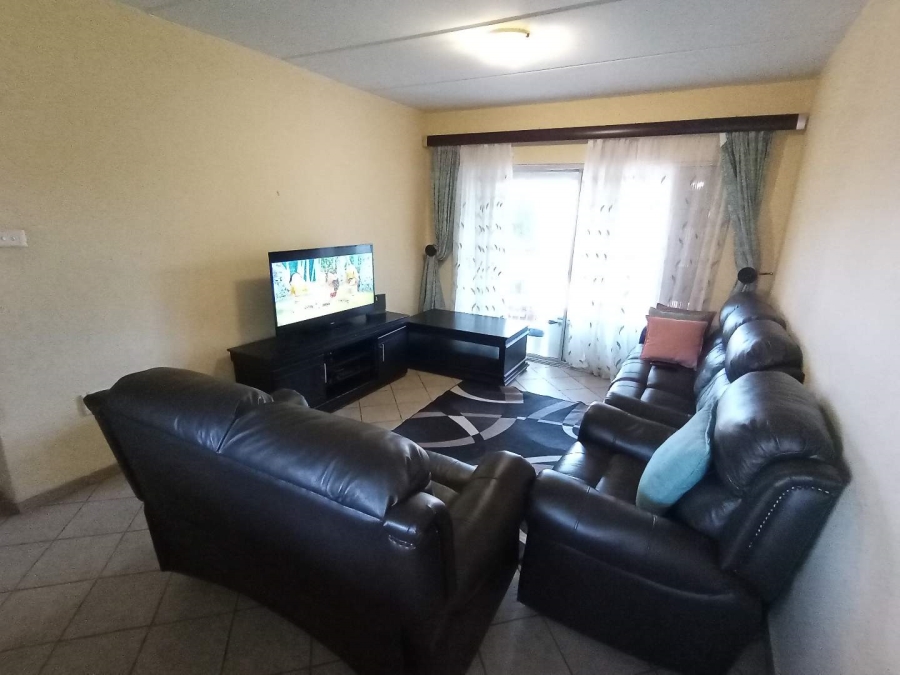 To Let 2 Bedroom Property for Rent in Birchleigh Gauteng