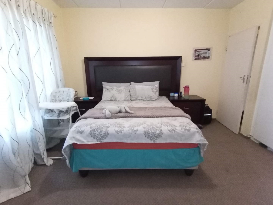 To Let 2 Bedroom Property for Rent in Birchleigh Gauteng