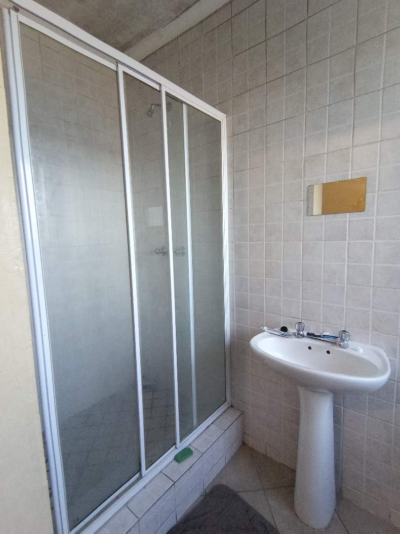 To Let 2 Bedroom Property for Rent in Birchleigh Gauteng