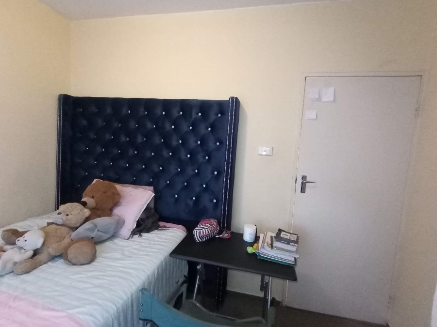 To Let 2 Bedroom Property for Rent in Birchleigh Gauteng