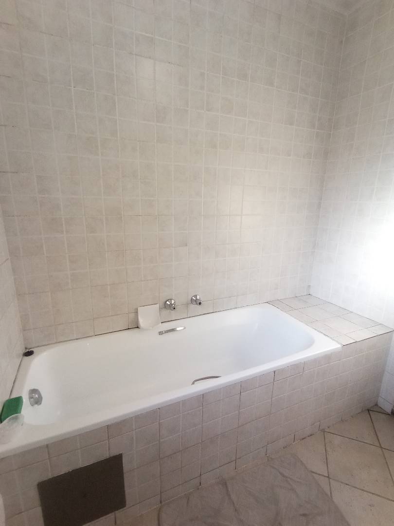 To Let 2 Bedroom Property for Rent in Birchleigh Gauteng