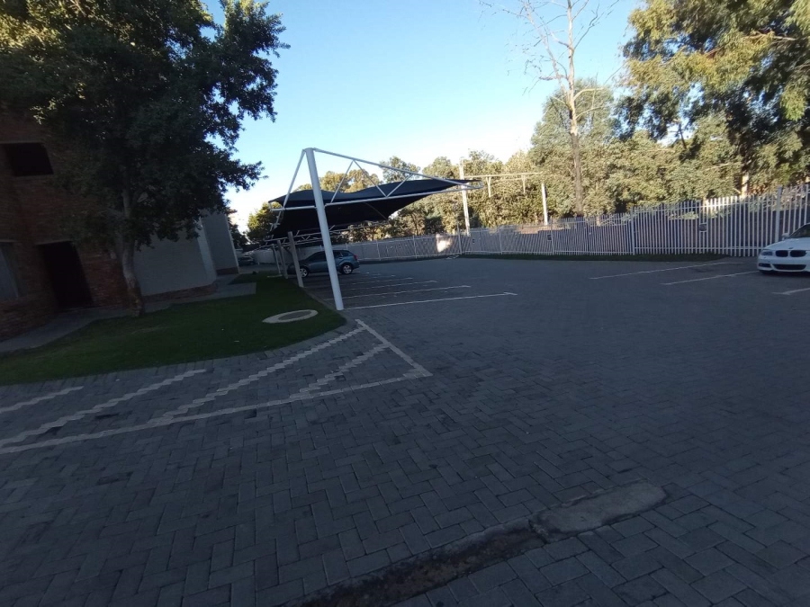 To Let 2 Bedroom Property for Rent in Birchleigh Gauteng
