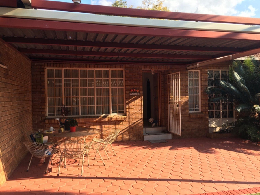 3 Bedroom Property for Sale in Wierda Park Gauteng