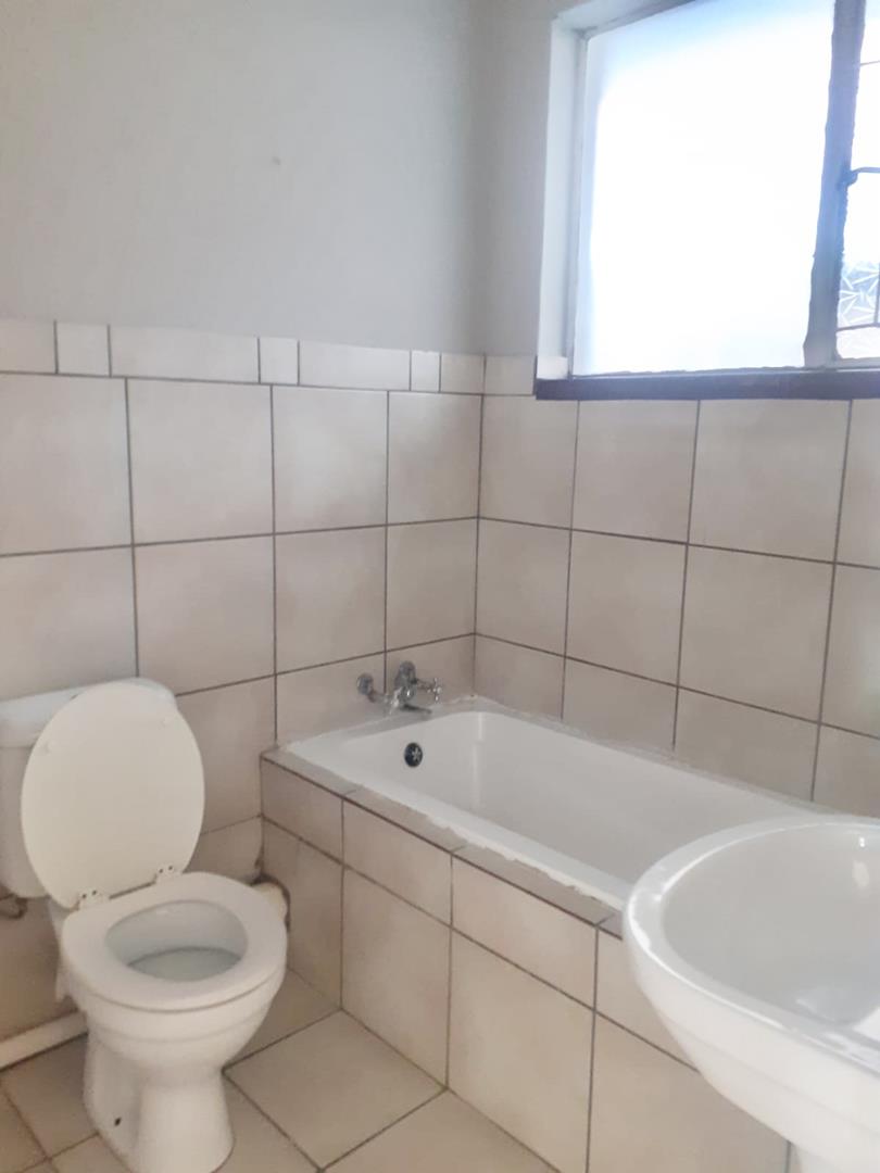 2 Bedroom Property for Sale in Vereeniging Gauteng