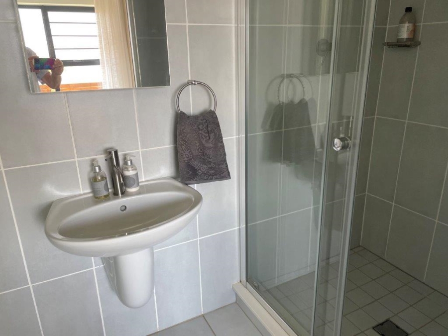 To Let 2 Bedroom Property for Rent in Mooikloof Ridge Gauteng