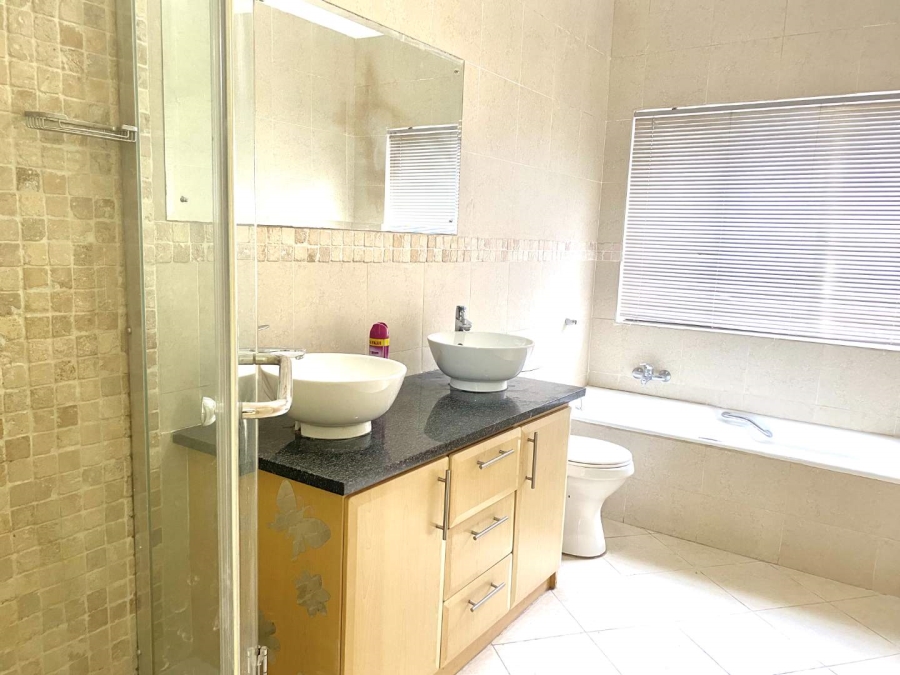 To Let 3 Bedroom Property for Rent in River Club Gauteng