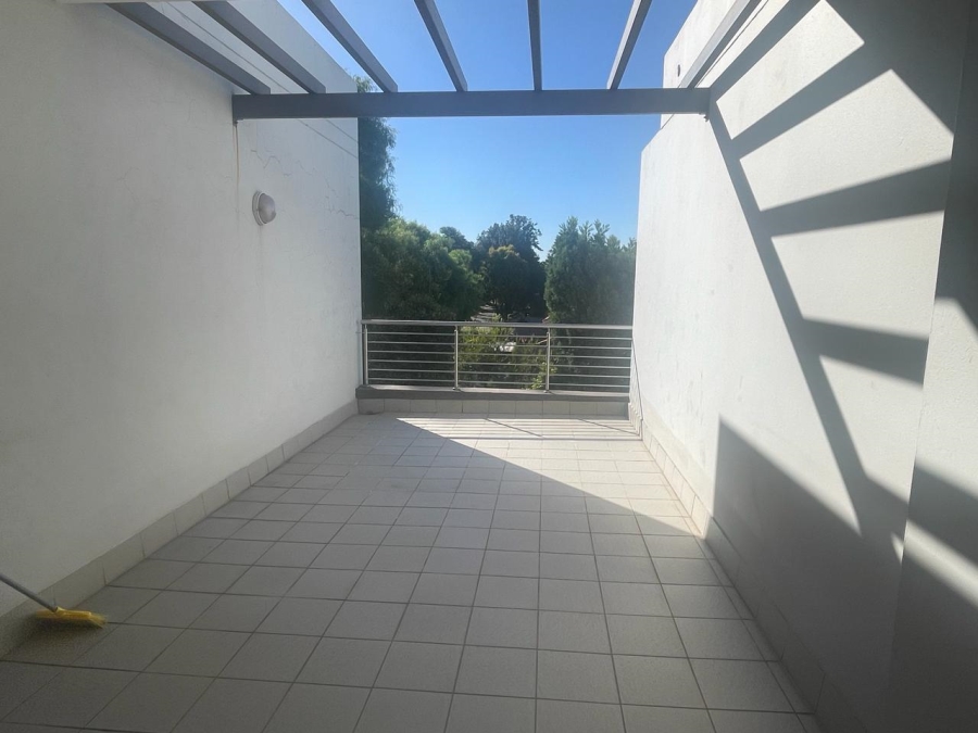 2 Bedroom Property for Sale in Morningside Gauteng