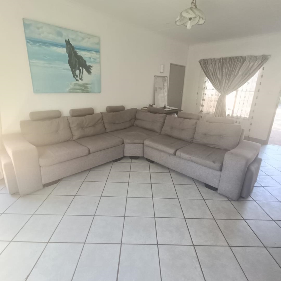 3 Bedroom Property for Sale in Hennopspark Gauteng