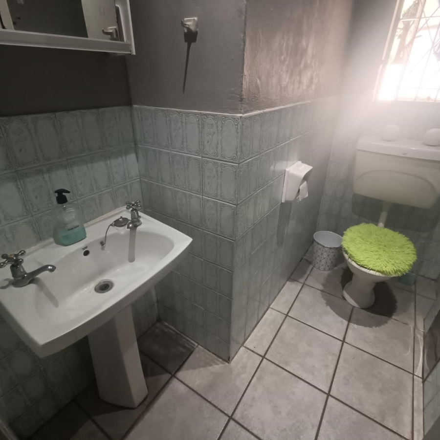 3 Bedroom Property for Sale in Hennopspark Gauteng
