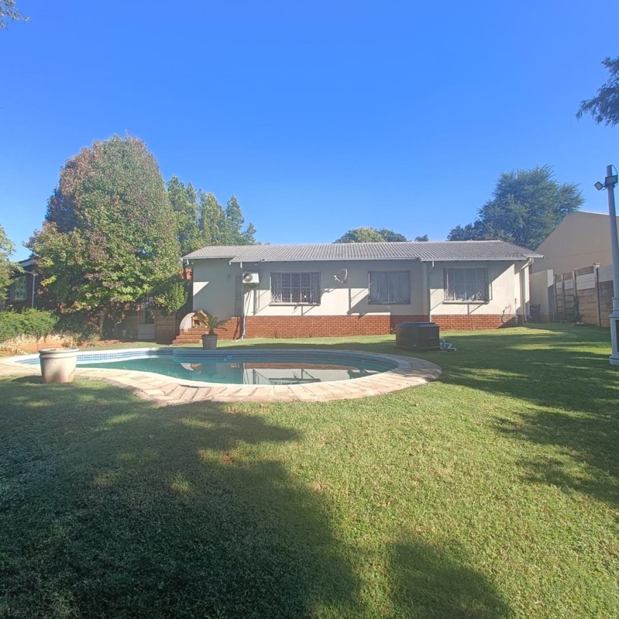 3 Bedroom Property for Sale in Hennopspark Gauteng