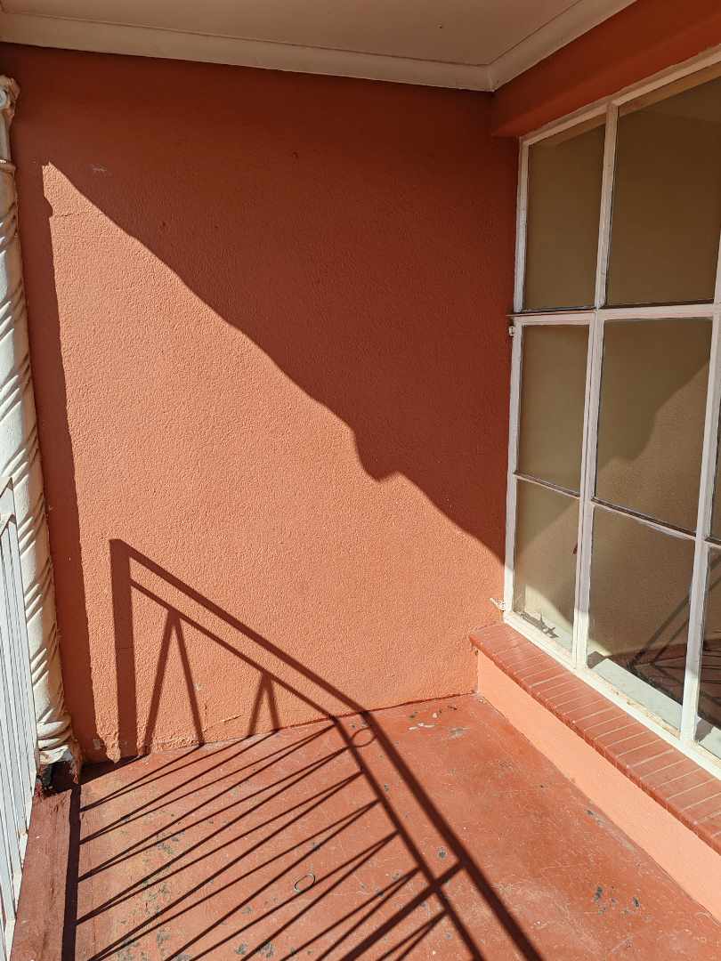 To Let 1 Bedroom Property for Rent in Horison View Gauteng