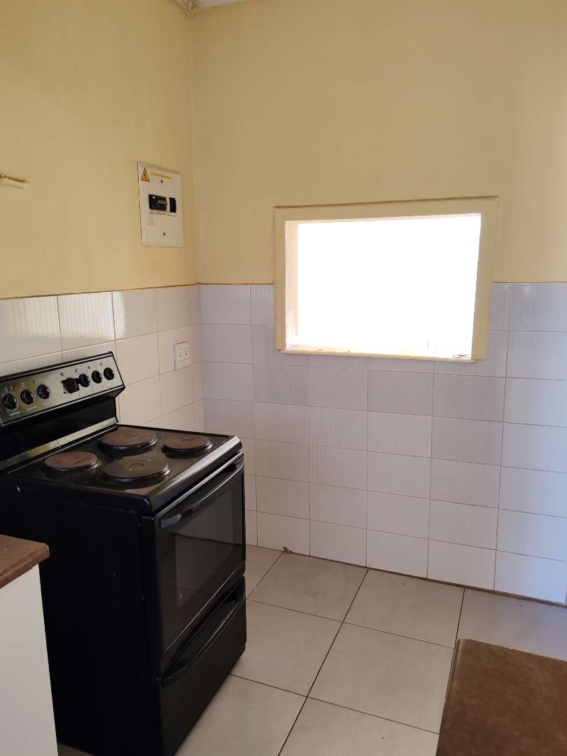 To Let 1 Bedroom Property for Rent in Horison View Gauteng