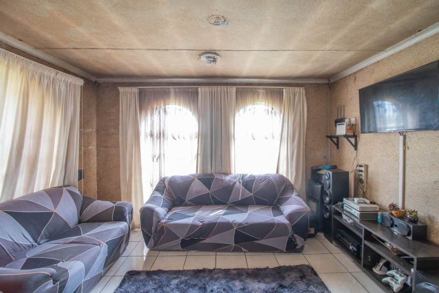 3 Bedroom Property for Sale in Bakerton Gauteng