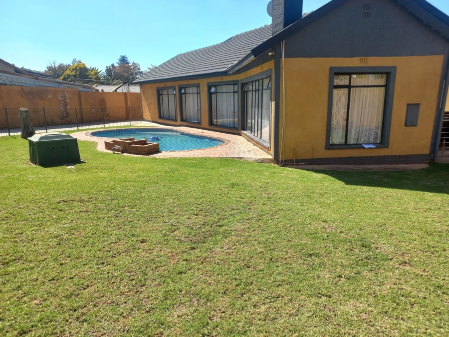 3 Bedroom Property for Sale in Kibler Park Gauteng