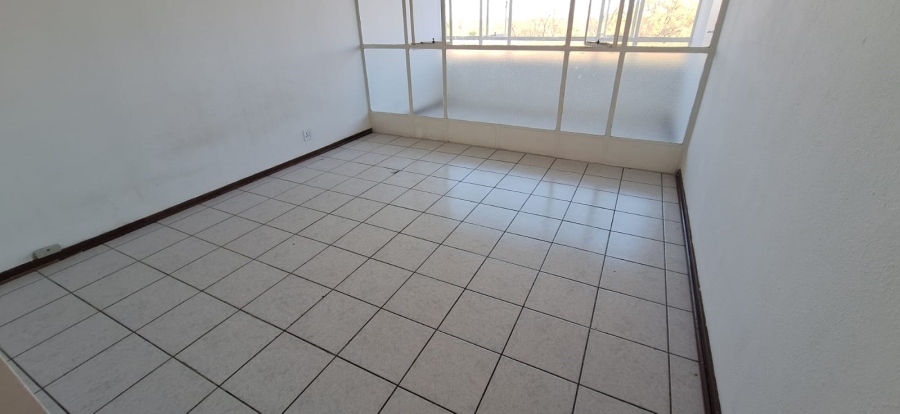 1 Bedroom Property for Sale in Parkdene Gauteng