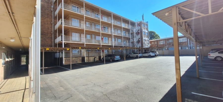 1 Bedroom Property for Sale in Parkdene Gauteng