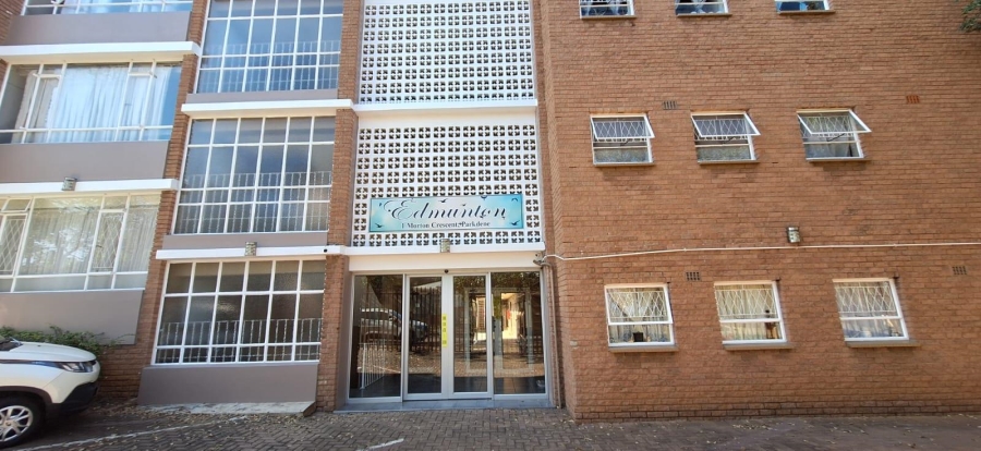 1 Bedroom Property for Sale in Parkdene Gauteng