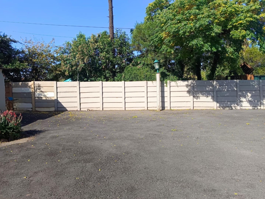 To Let 2 Bedroom Property for Rent in Brackenhurst Gauteng