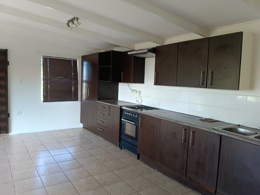 To Let 2 Bedroom Property for Rent in Brackenhurst Gauteng