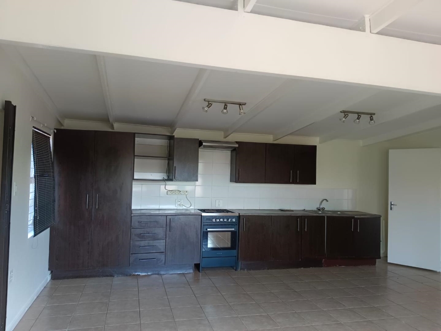 To Let 2 Bedroom Property for Rent in Brackenhurst Gauteng