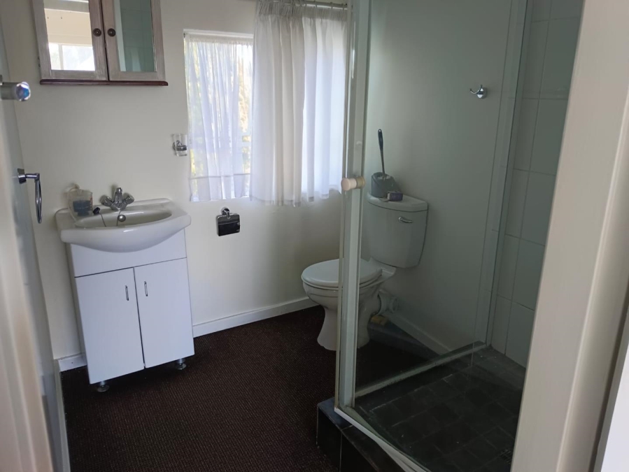 To Let 2 Bedroom Property for Rent in Brackenhurst Gauteng