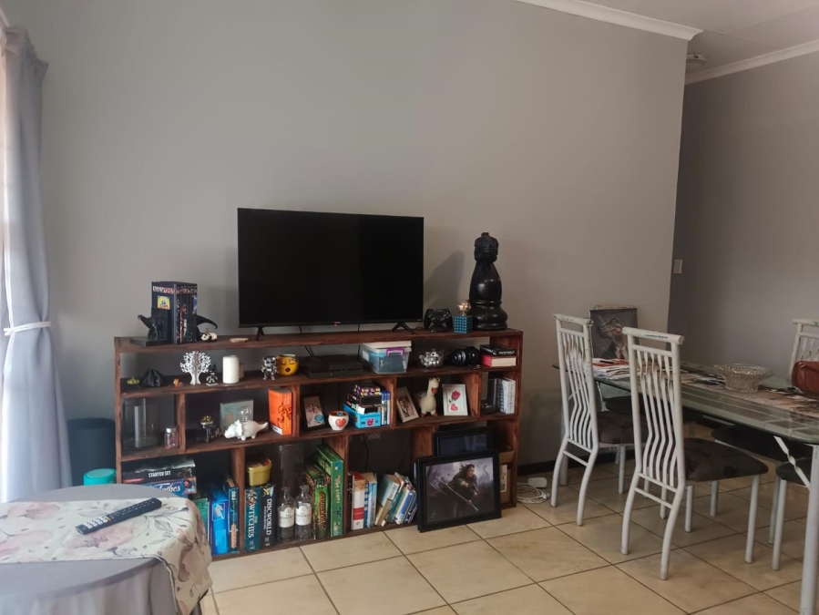 3 Bedroom Property for Sale in New Redruth Gauteng