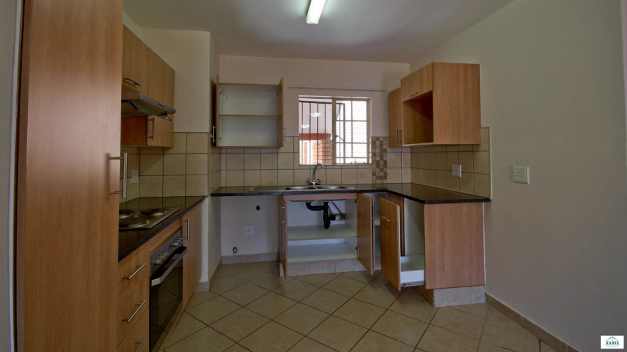 To Let 2 Bedroom Property for Rent in Olympus Gauteng