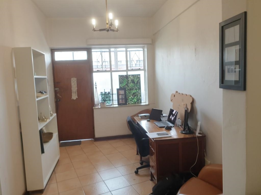 To Let 1 Bedroom Property for Rent in Illovo Gauteng