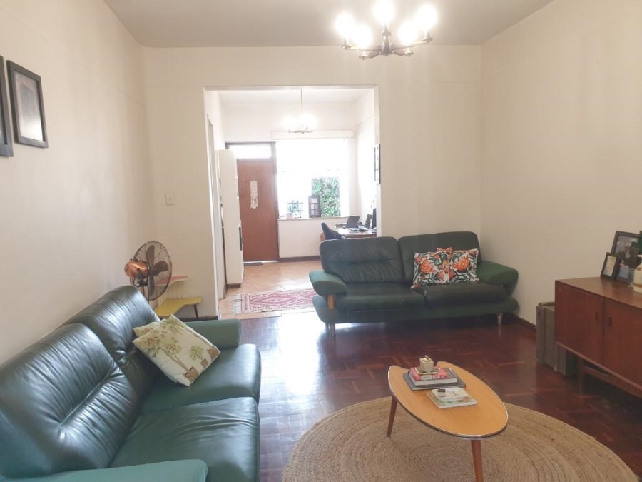 To Let 1 Bedroom Property for Rent in Illovo Gauteng