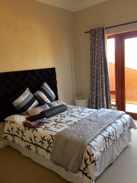 To Let 2 Bedroom Property for Rent in Morningside Gauteng
