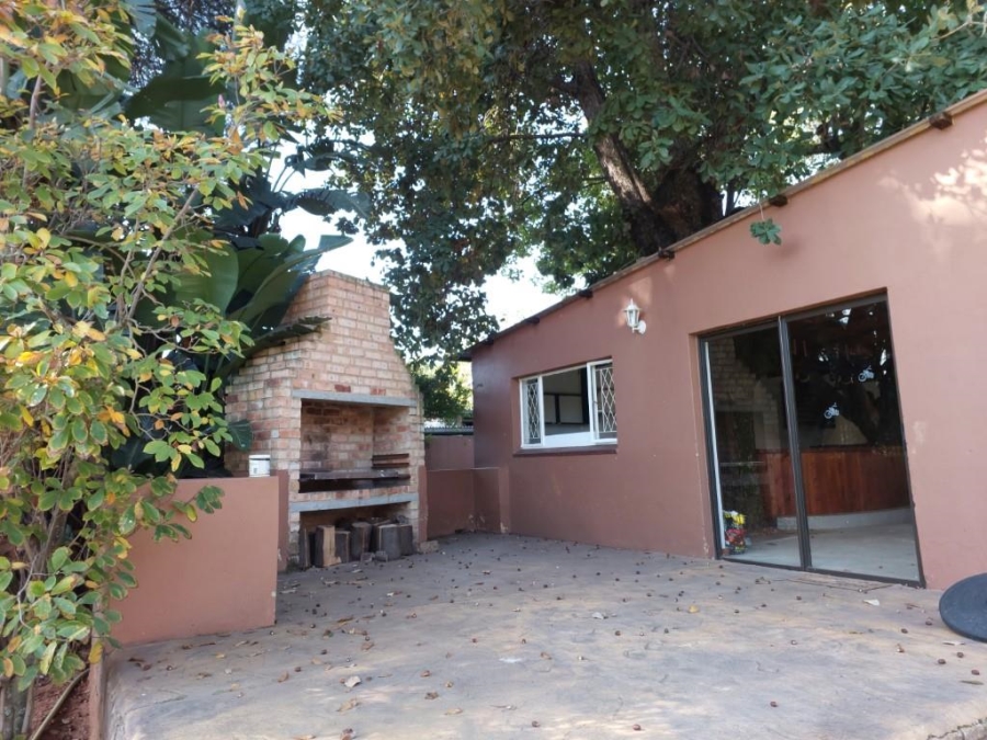 To Let 3 Bedroom Property for Rent in Ferndale Gauteng