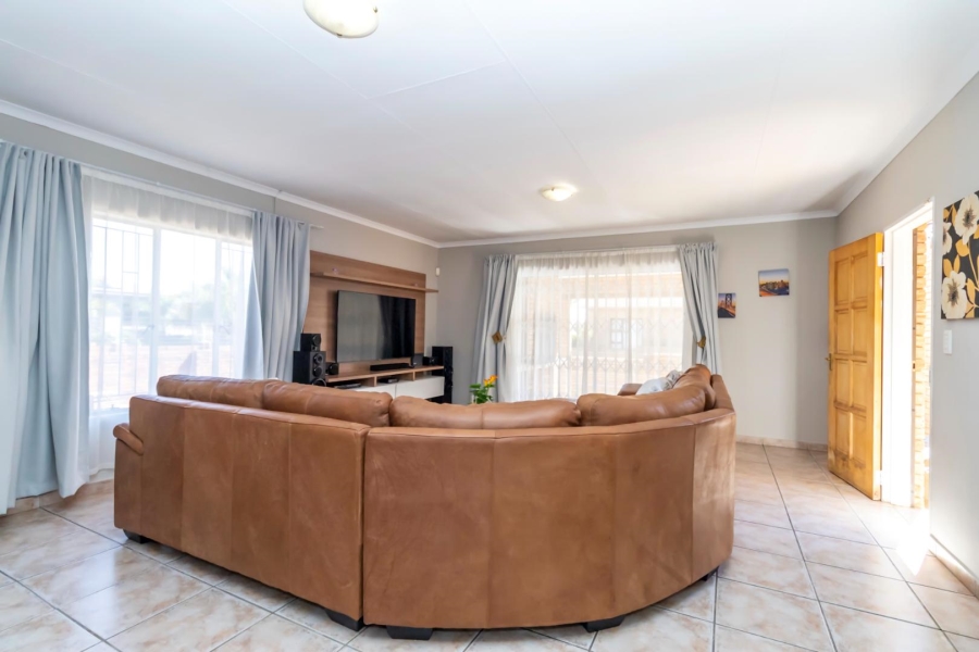 To Let 3 Bedroom Property for Rent in Wilgeheuwel Gauteng