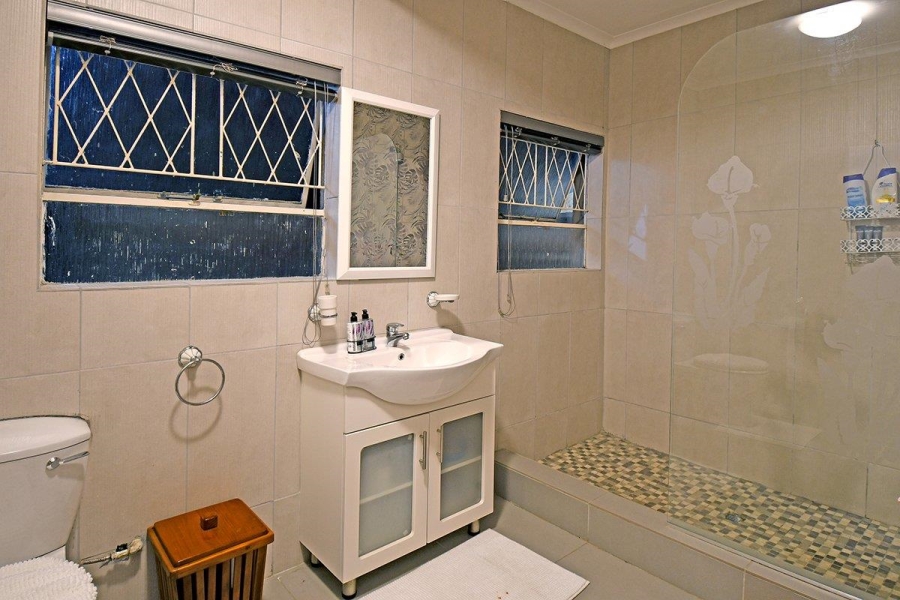 To Let 3 Bedroom Property for Rent in Morningside Manor Gauteng