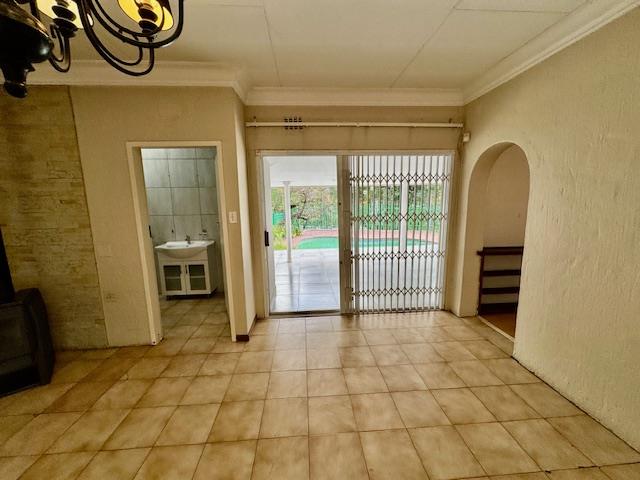 To Let 3 Bedroom Property for Rent in Morningside Manor Gauteng
