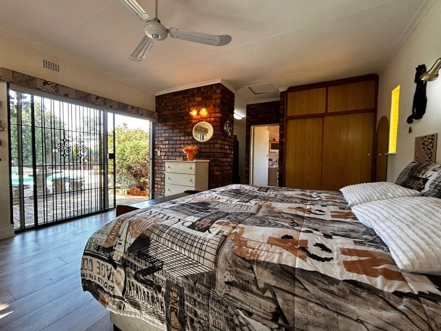 4 Bedroom Property for Sale in Brackendowns Gauteng